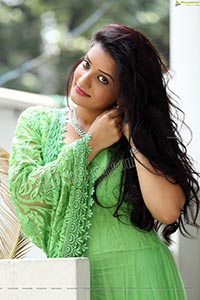 Telugu Heroine Janani