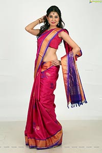 Pinky Lakhera in Saree