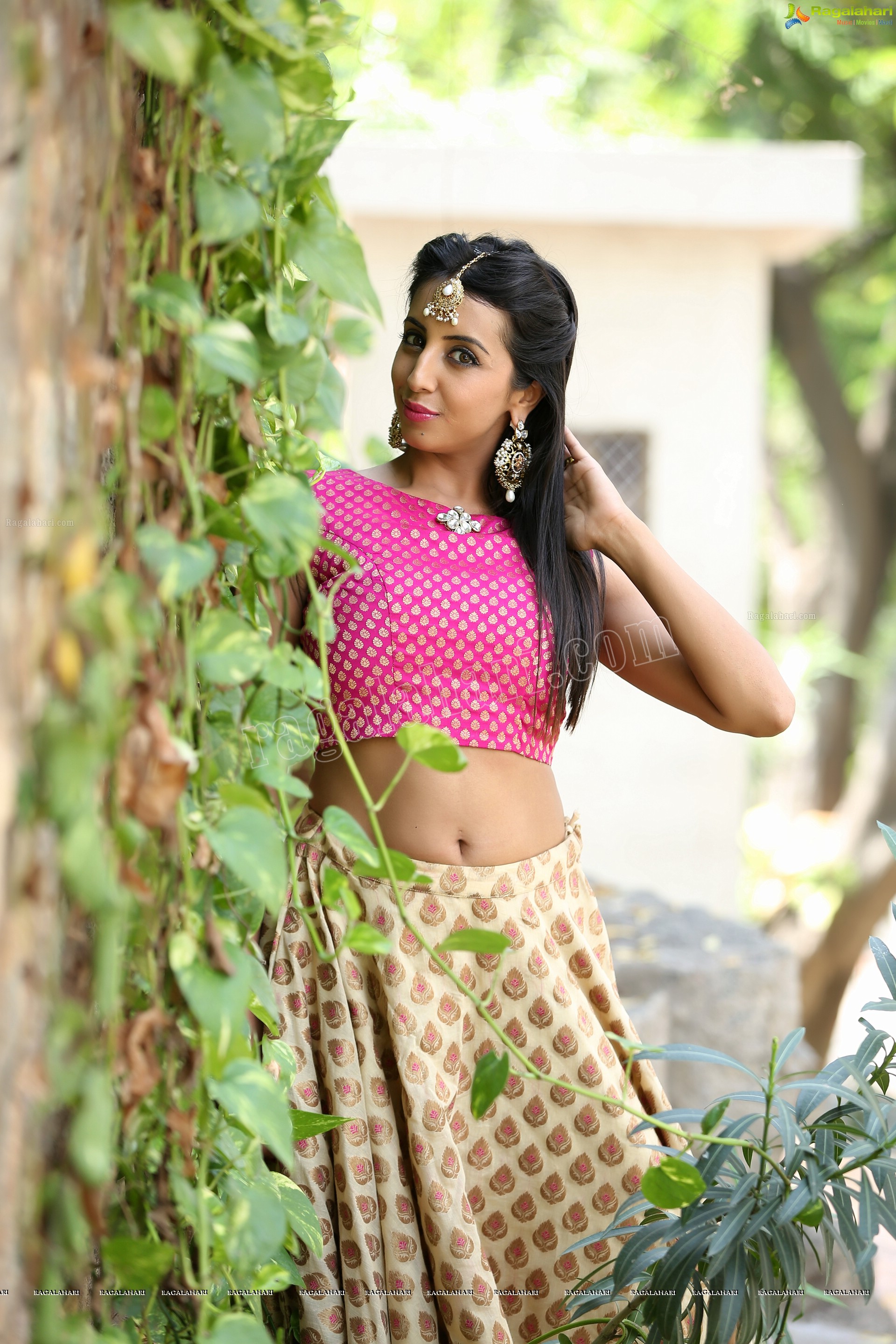 Sanjjanaa Galrani (Exclusive) (High Definition)