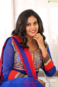 Chandini Tamilarasan HQ Photos