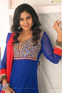 Chandini Tamilarasan HQ Photos