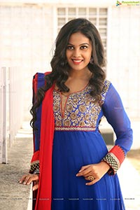 Chandini Tamilarasan HQ Photos