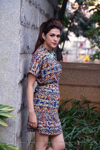 Shraddha Das HQ Photos