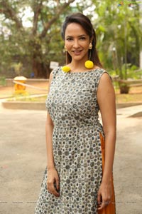 Lakshmi Manchu High Resolution