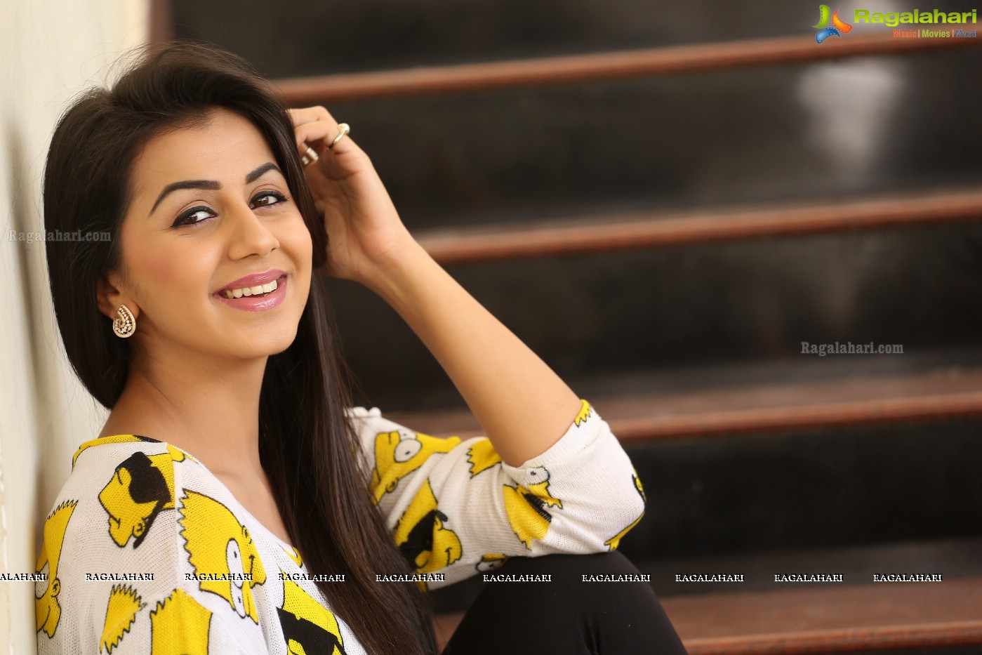 Nikki Galrani (Posters)