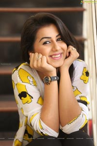 Nikki Galrani Pics