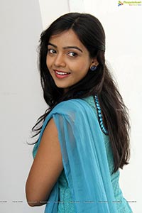 Nithya Shetty High Resolution Photos