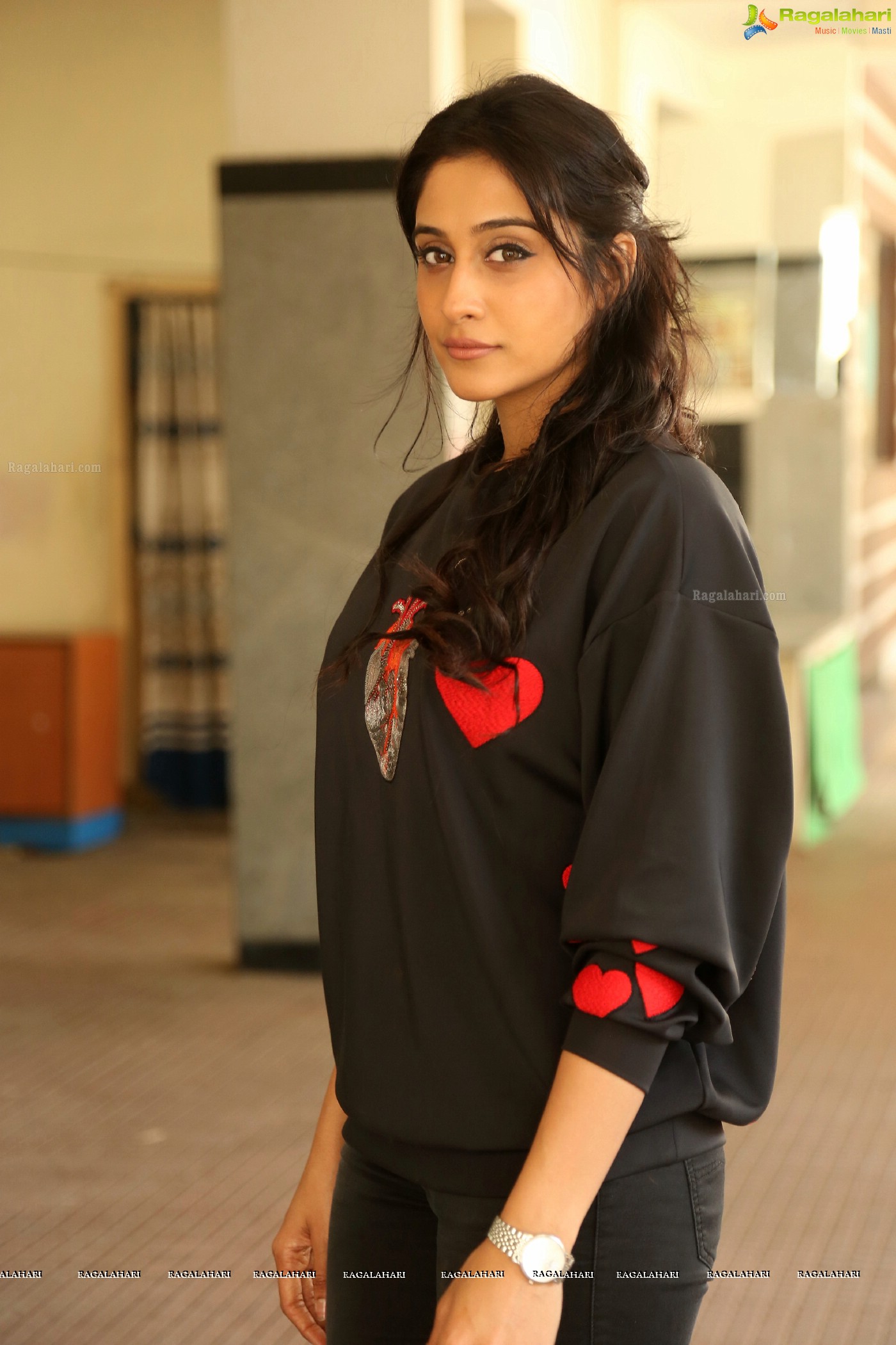 Regina Cassandra (Posters)