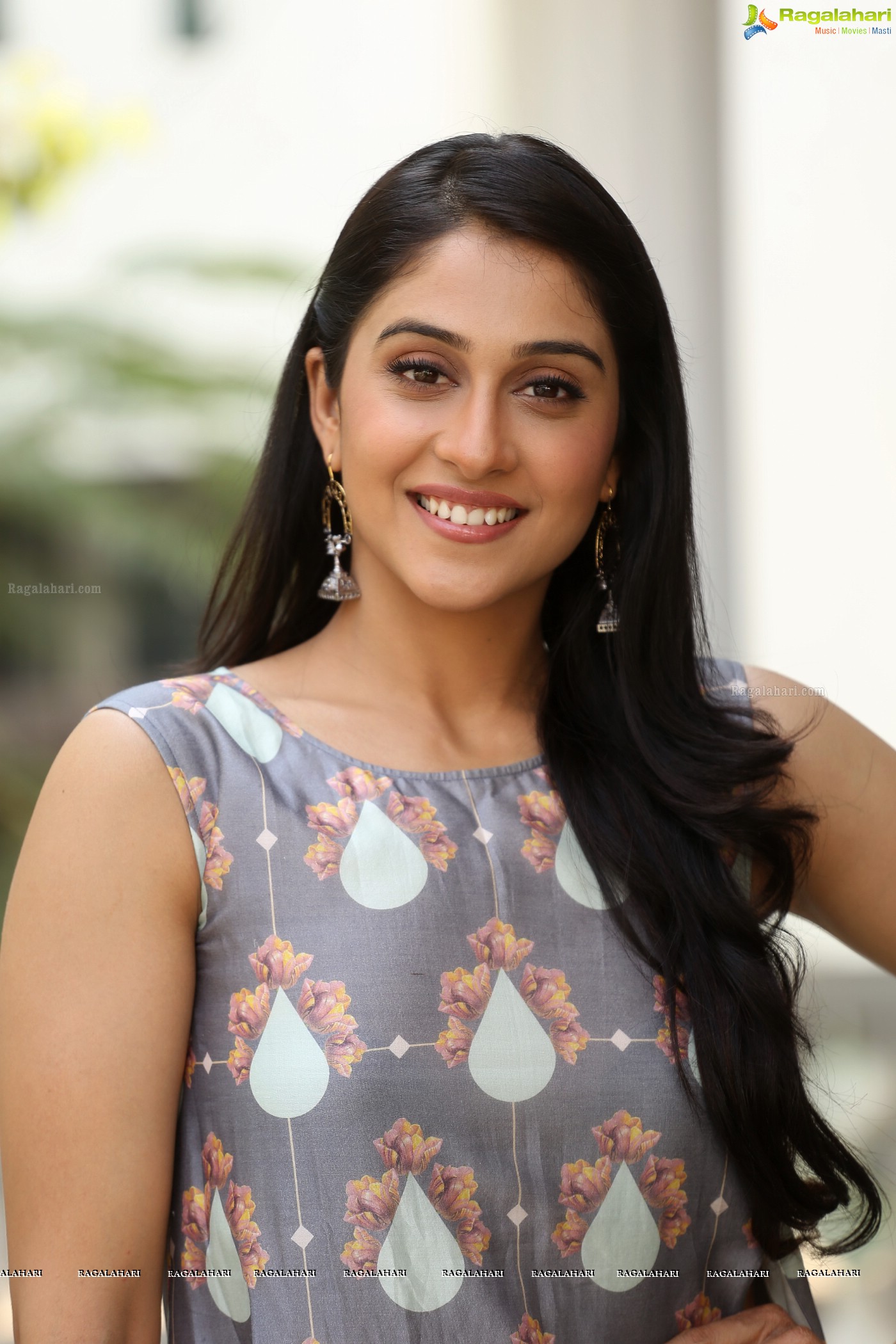 Regina Cassandra (Posters)