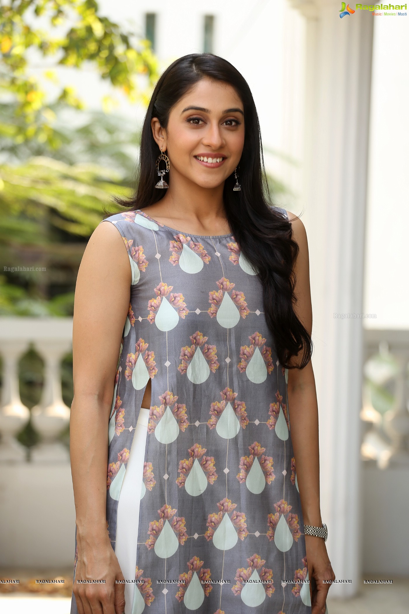 Regina Cassandra (Posters)