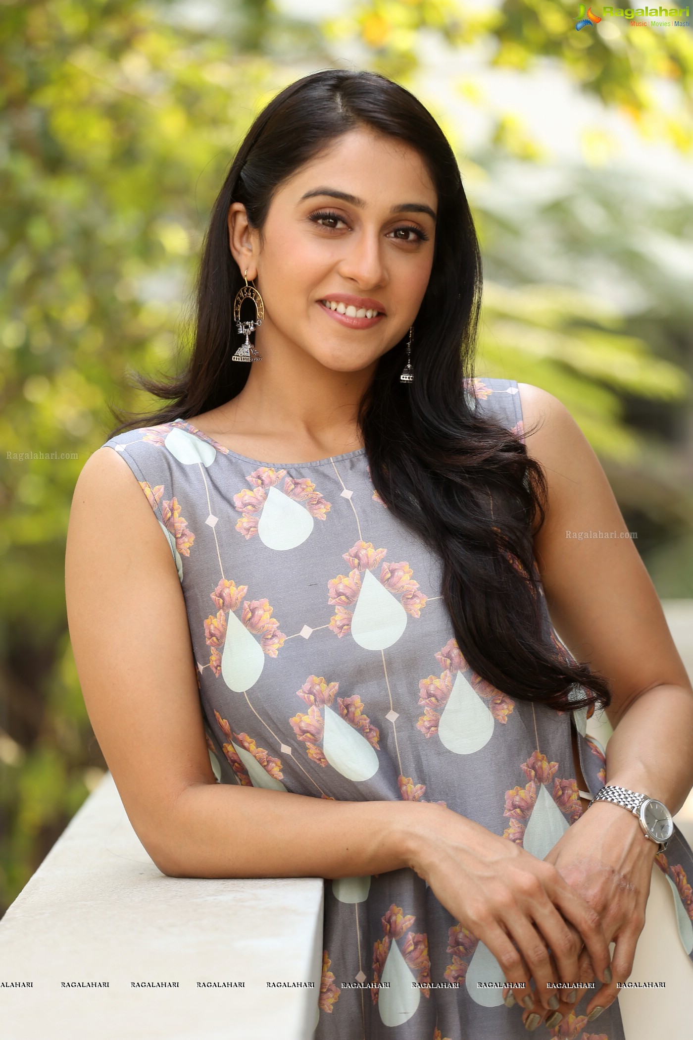 Regina Cassandra (Posters)