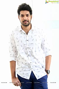 Karthik Raju Photos