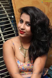 Vidya Indurkar Hot Stills