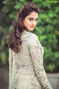 Disha Patani Photos