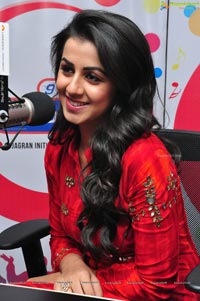 Nikki Galrani Images