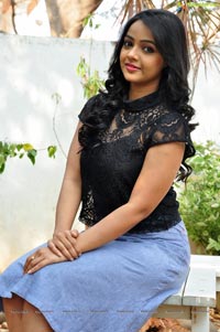 Nithya Shetty Photos