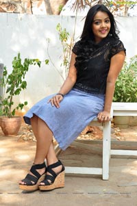 Nithya Shetty Photos