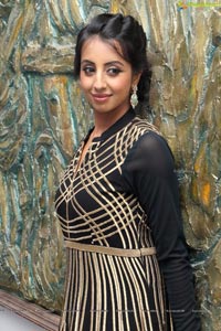 Sanjjanaa Galrani Photos