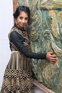 Sanjjanaa Galrani Photos