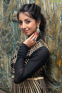 Sanjjanaa Galrani Photos