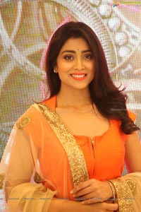 Shriya Saran Photos