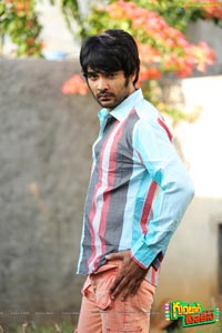 Sidhu Jonnalagadda in Guntur Talkies