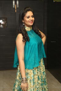 Sree Mukhi Photos