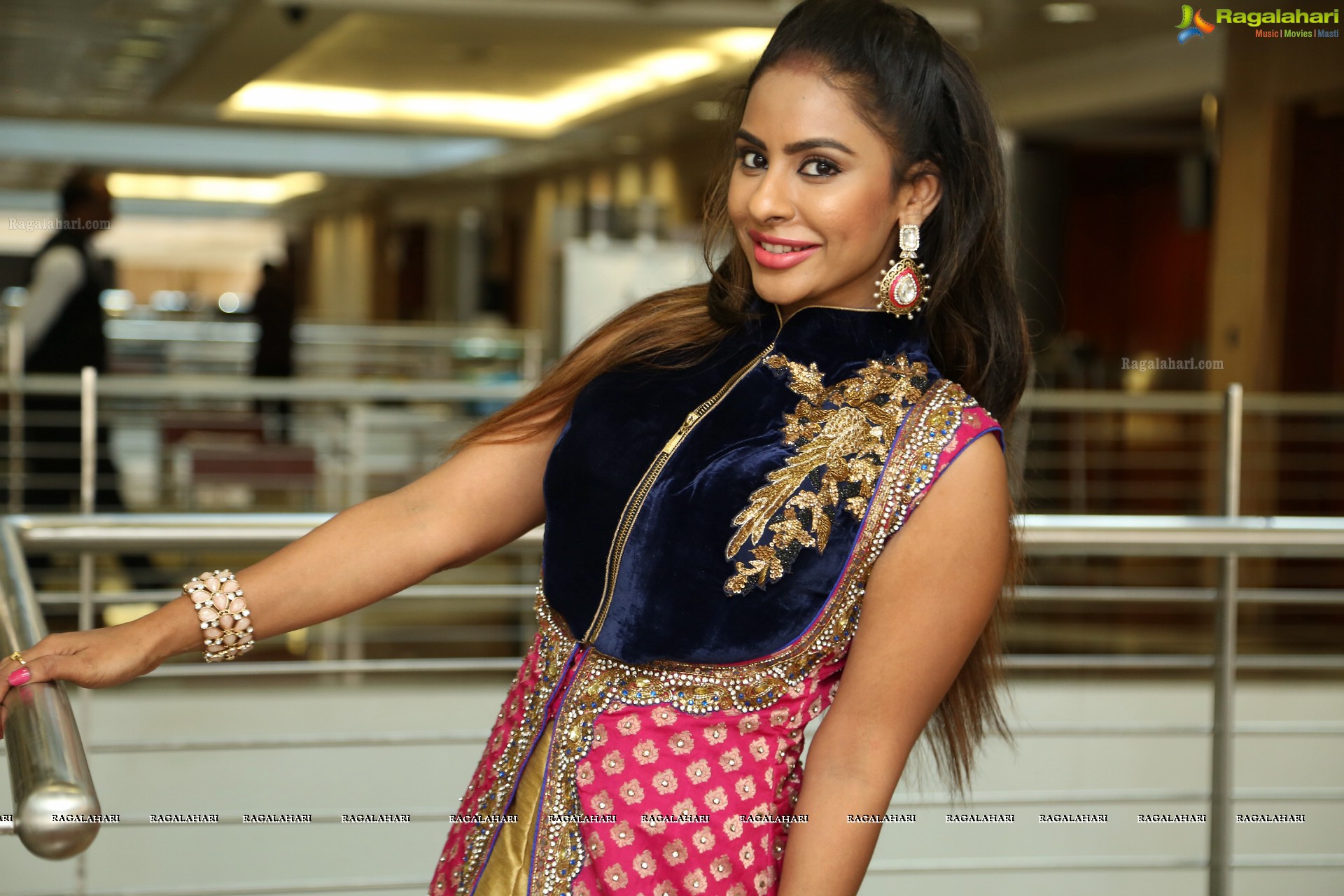 Sri Reddy Mallidi