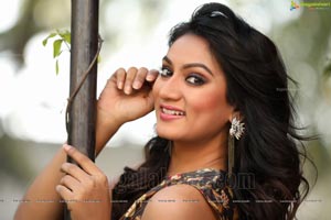 Ashmitha Karnani Photos