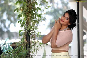 Ashmitha Karnani Photos