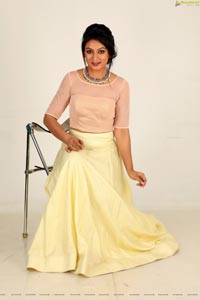 Ashmitha Karnani Photos