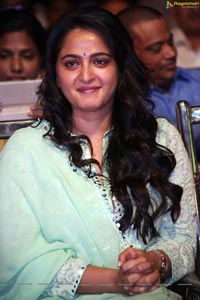 Anushka Shetty Photos