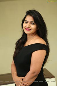 Swathi Reddy Photos