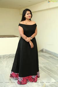 Swathi Reddy Photos