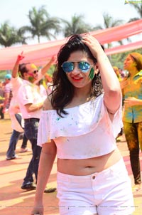 Madhulagna Das Bang Bang Holi Fest 2018