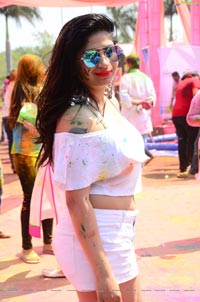 Madhulagna Das Bang Bang Holi Fest 2018