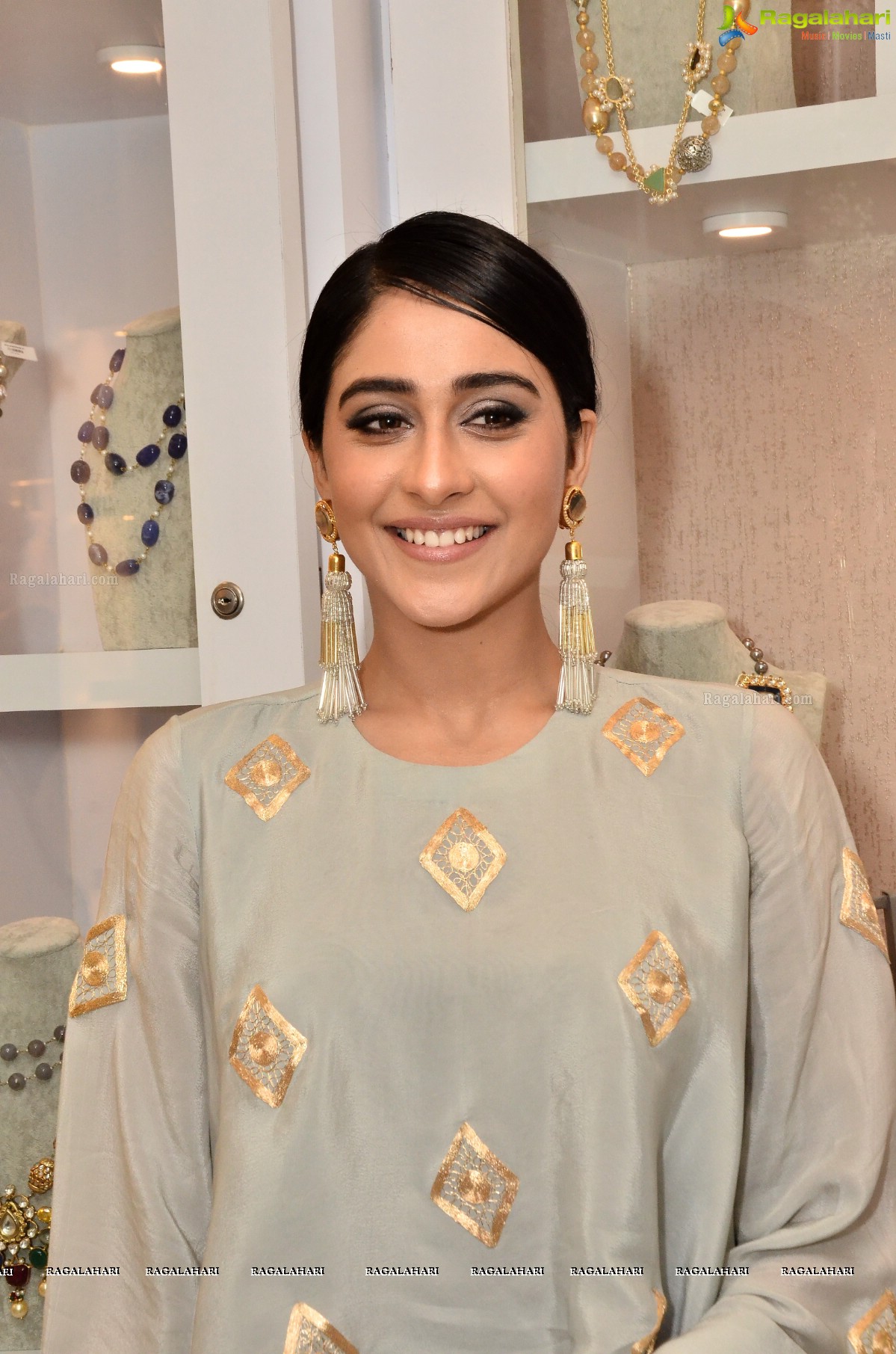 Regina Cassandra at Grand Launch of Good Cow Cafe and Aquamarine Jewellery (High Definition)