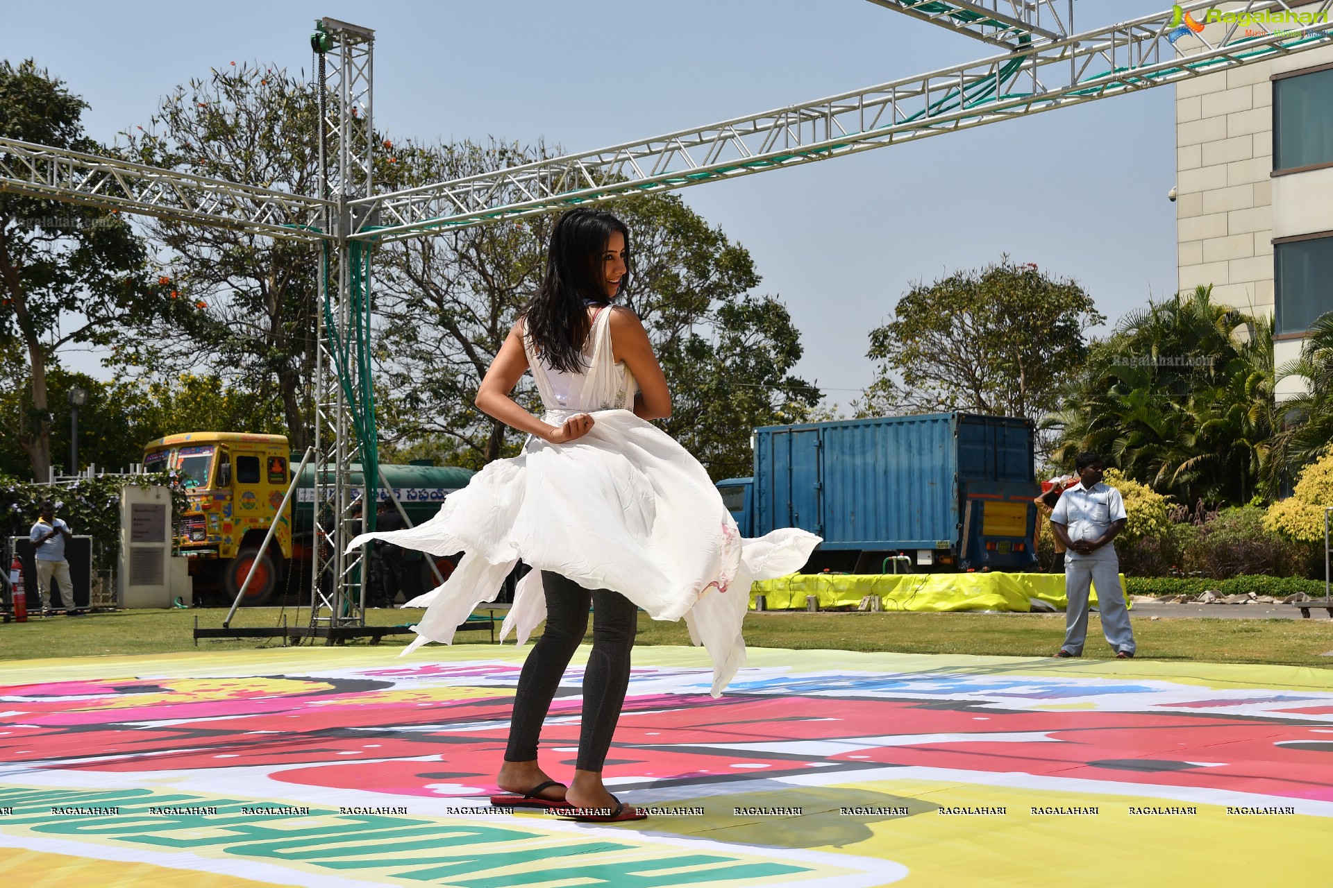 Sanjjanaa at Bang Bang Holi Fest 2018 (High Definition)