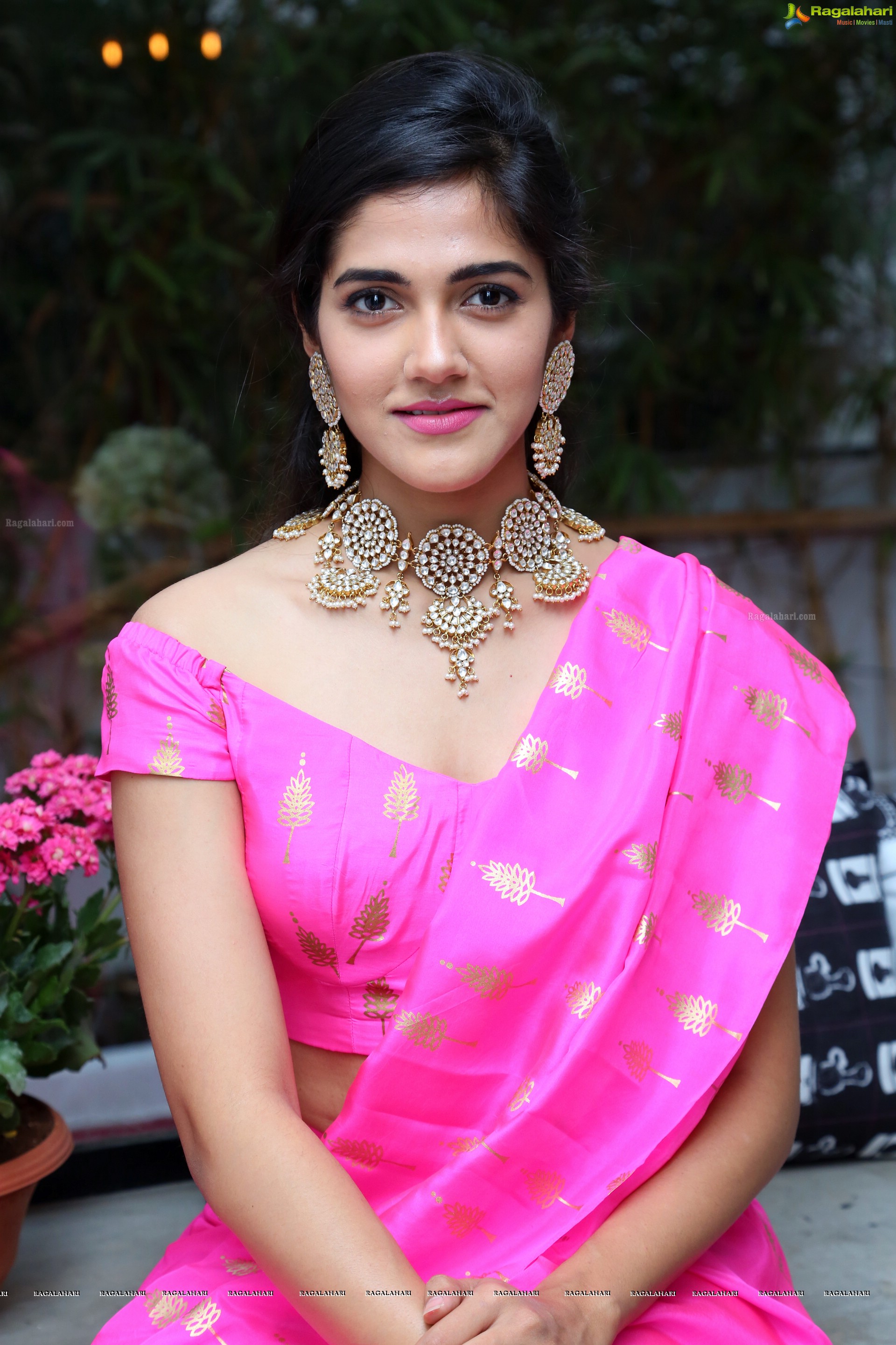 Simran Choudhary at Grand Launch of Good Cow Cafe and Aquamarine Jewellery (High Definition)