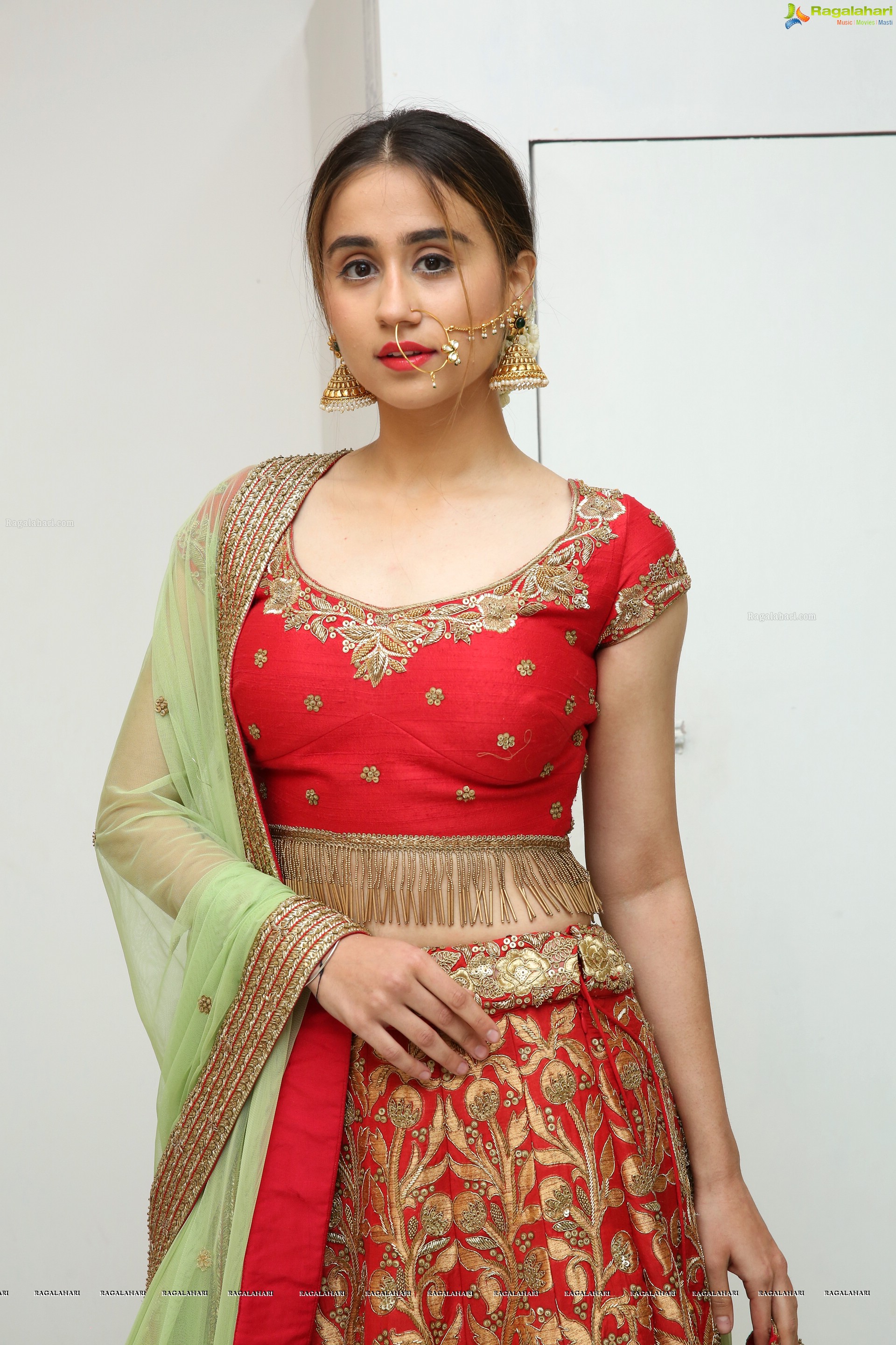 Simrath Juneja at Trisha Boutique (High Definition)