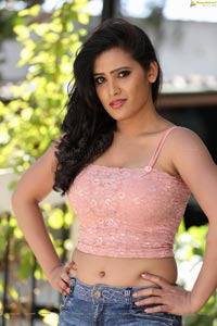 Anusha Parada HD Photos