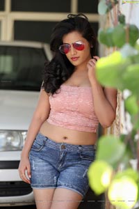 Anusha Parada HD Photos