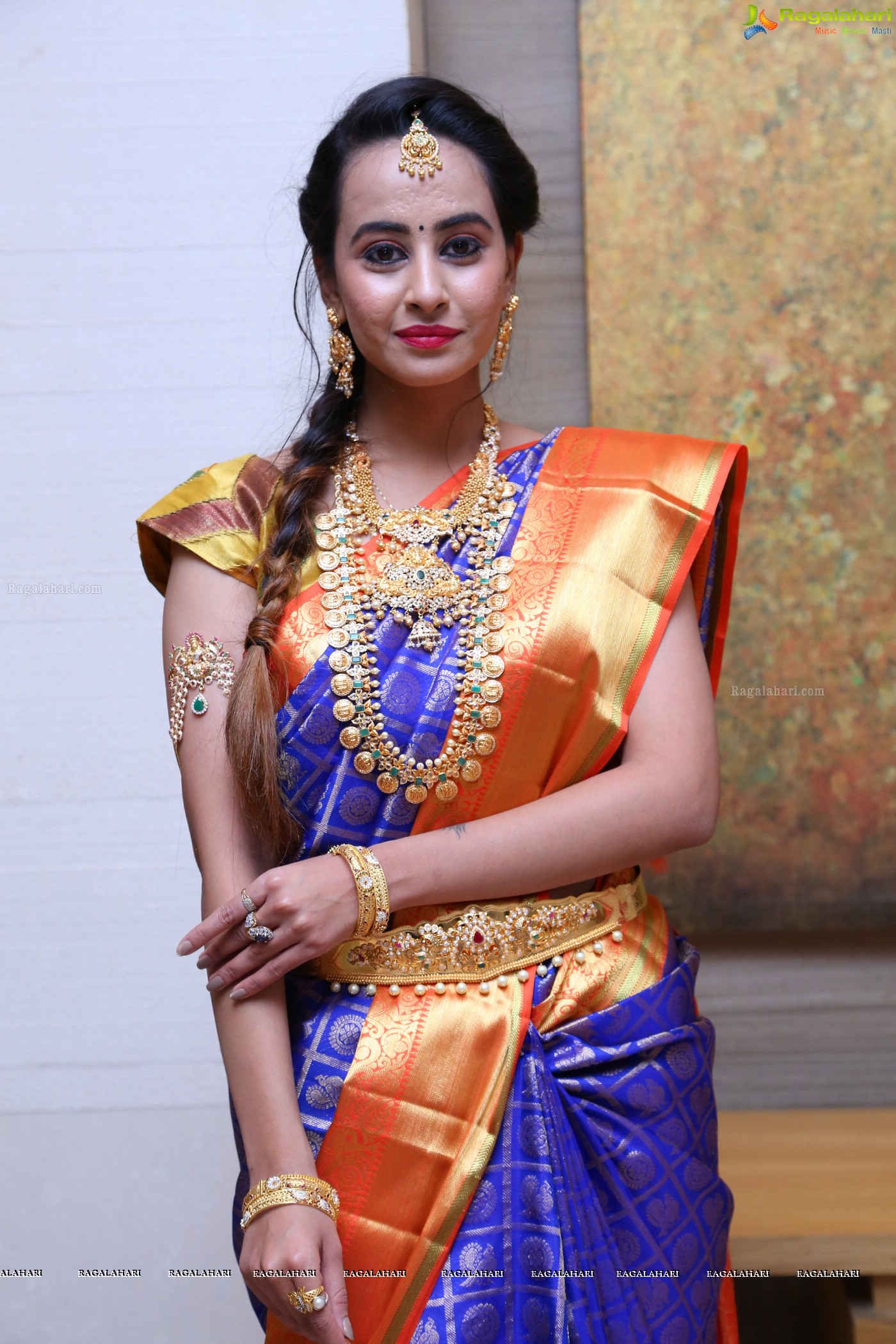 Ameeksha Amy Pawar at Manepally Jewellers Uncut Diamond Collection Showcase (Posters)