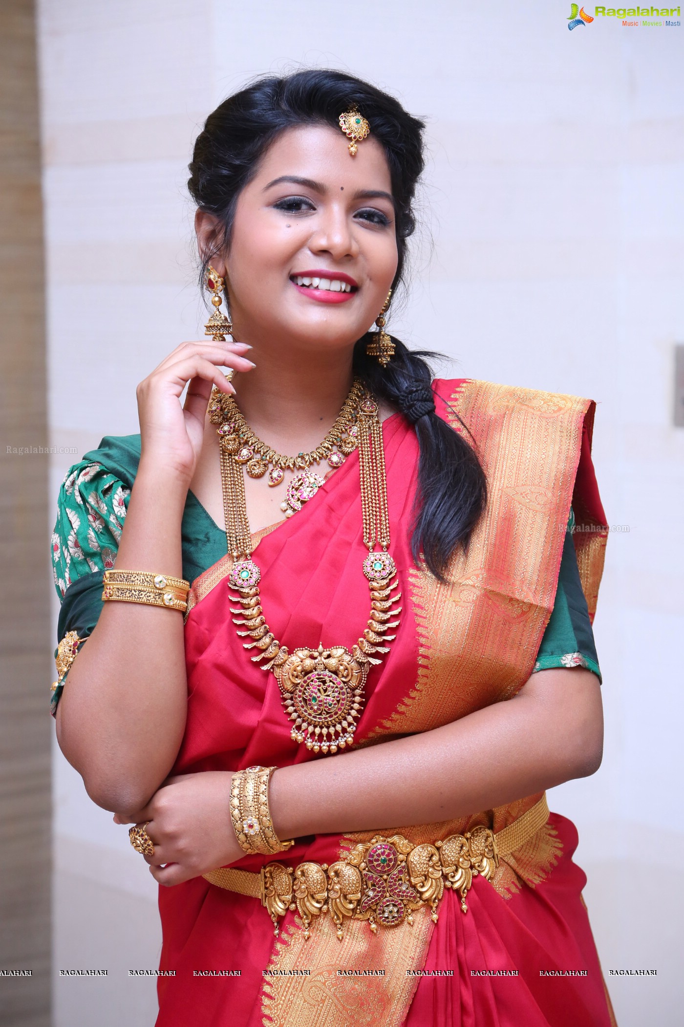 Goldie at Manepally Jewellers Uncut Diamond Collection Showcase (Posters)