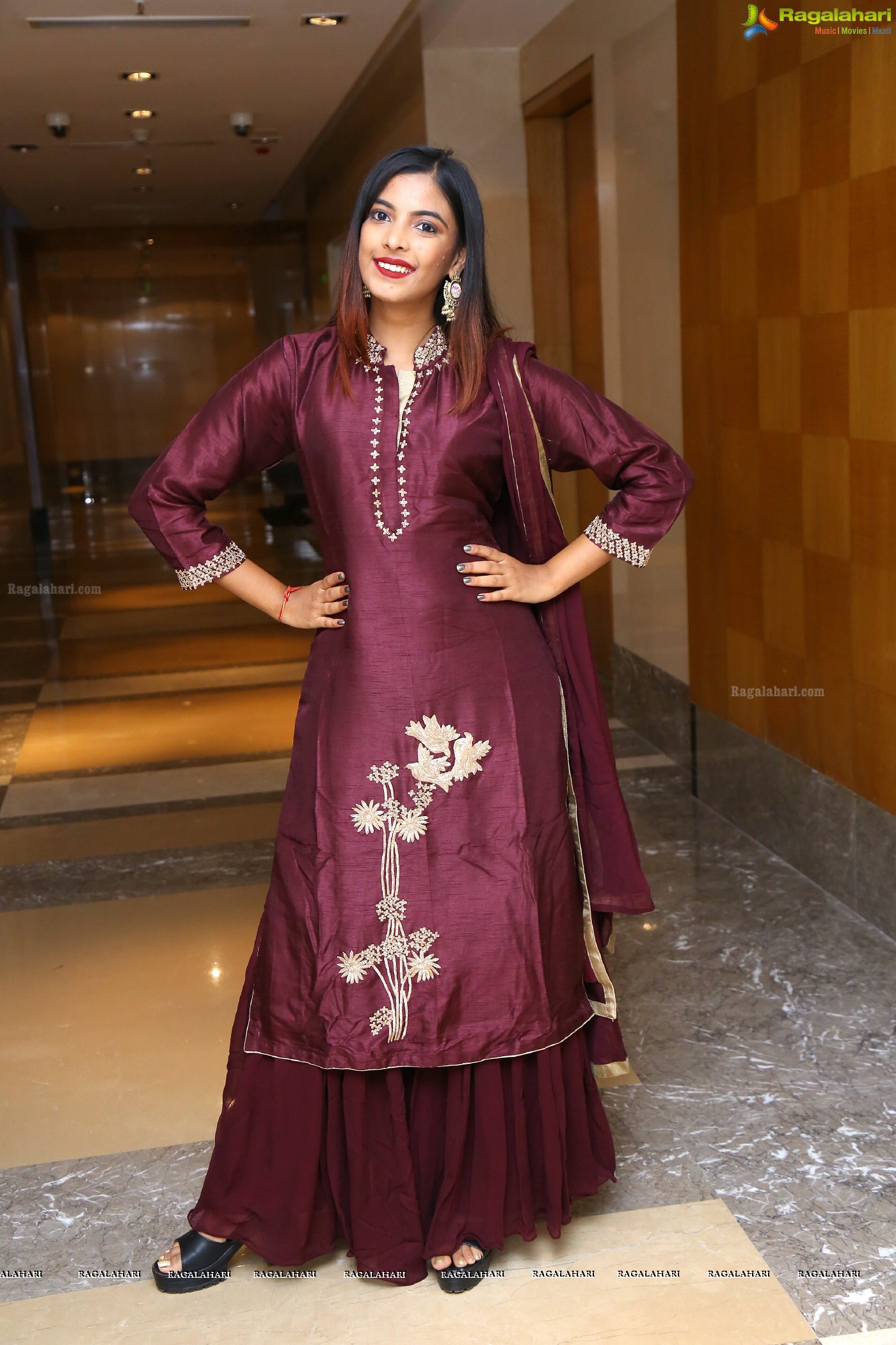 Khushboo Maheshwari at Sutraa Designer Fashion Exhibition 2018 (Posters)