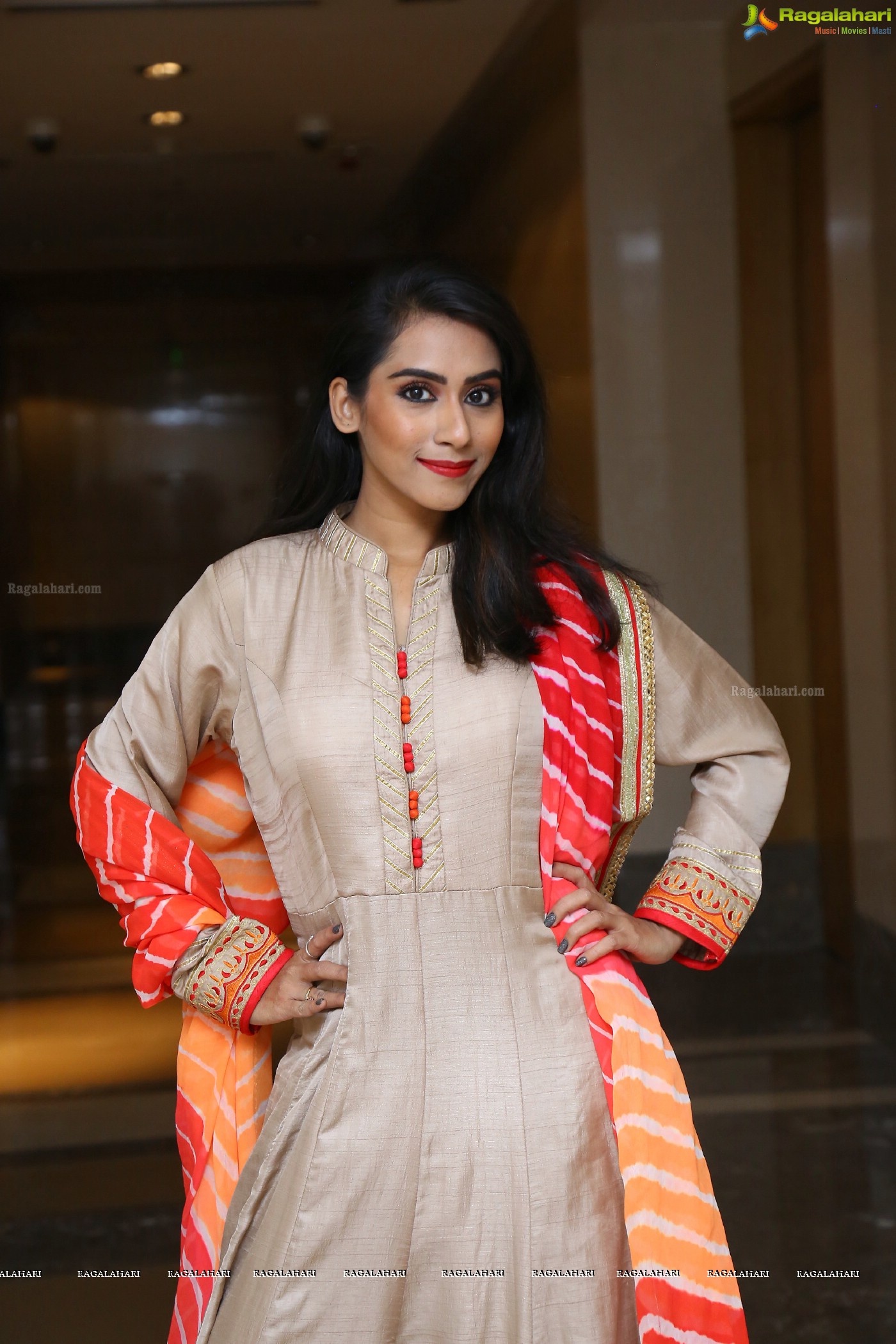 Preethi Singh at Sutraa Designer Fashion Exhibition 2018 (Posters)