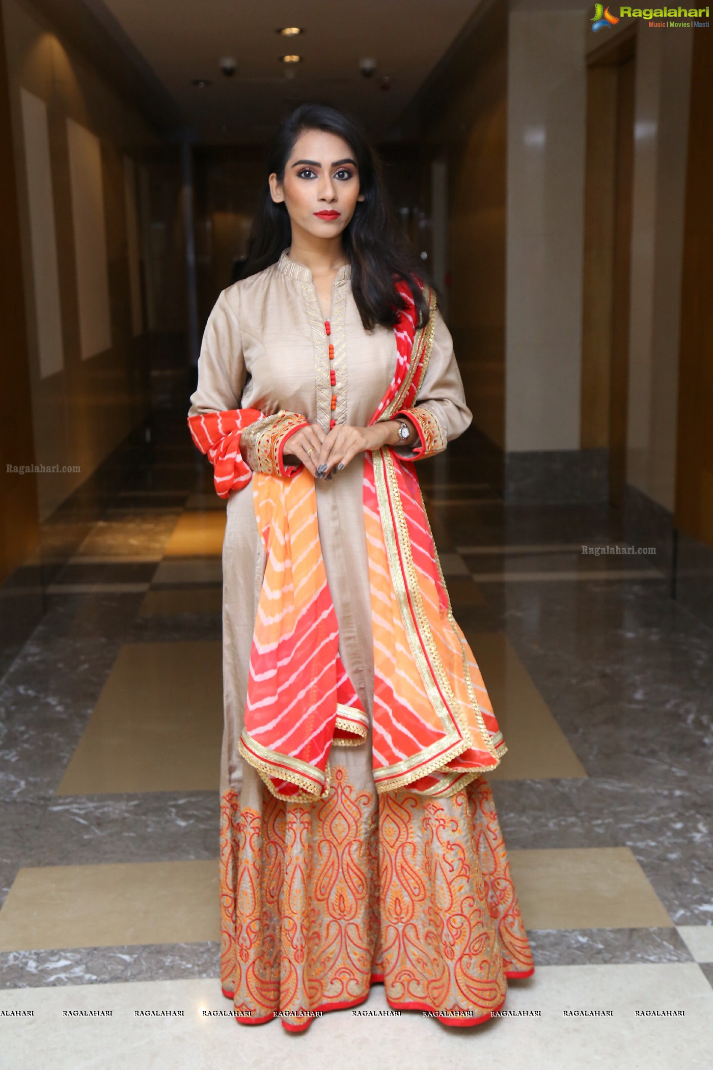 Preethi Singh at Sutraa Designer Fashion Exhibition 2018 (Posters)