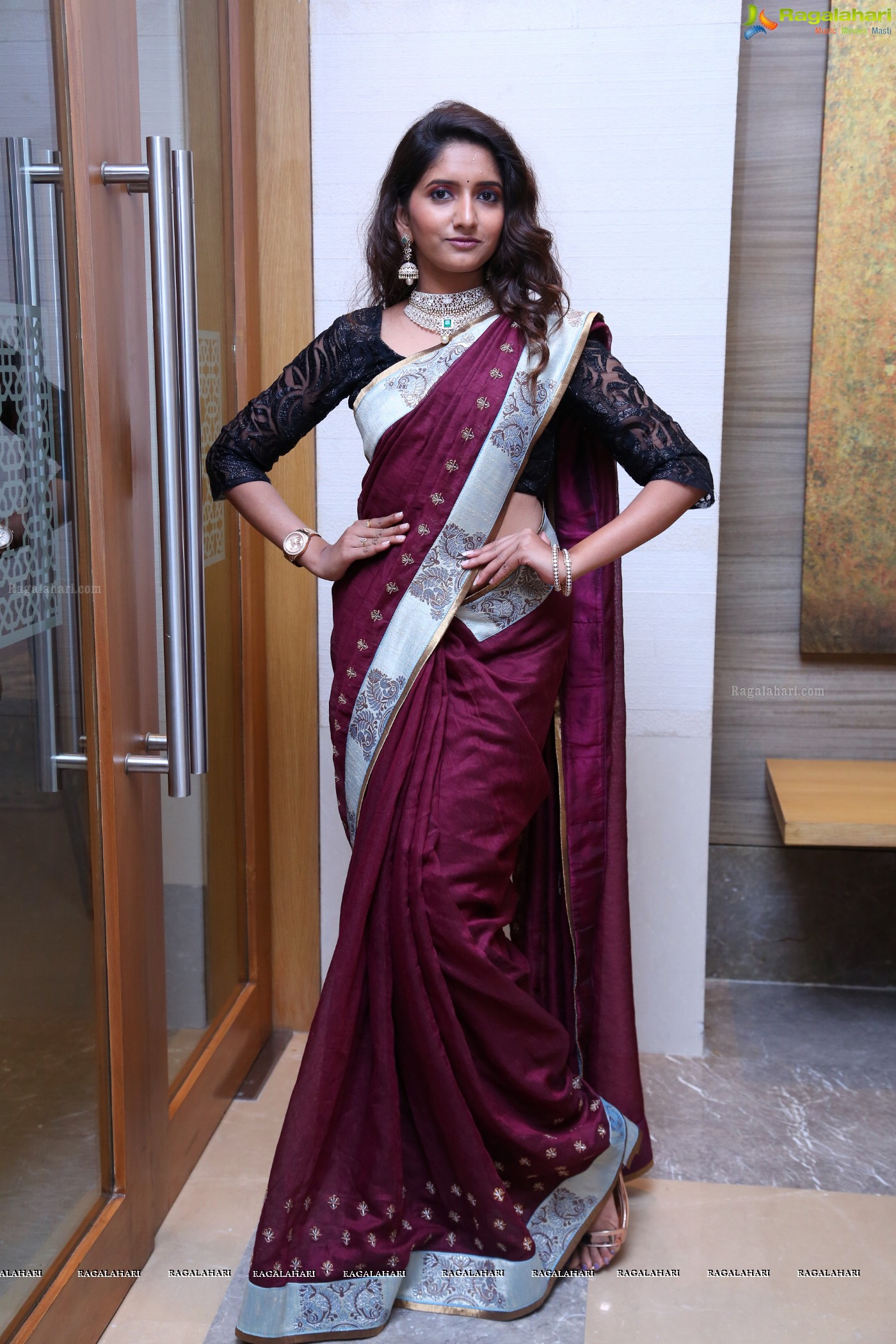 Priya Murthy at Manepally Jewellers Uncut Diamond Collection Showcase (Posters)