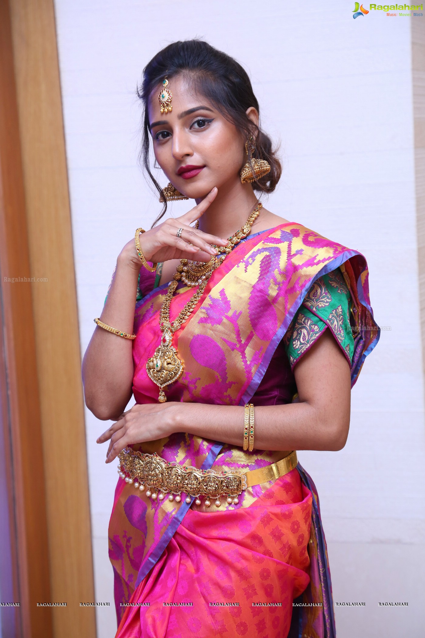 Srushti at Manepally Jewellers Uncut Diamond Collection Showcase (Posters)